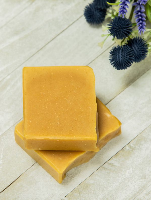 CARROT TURMERIC & HONEY SOAP